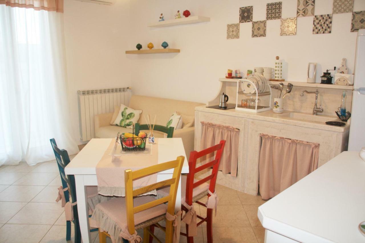 Civico 47 Apartment โมโนโปลี ภายนอก รูปภาพ